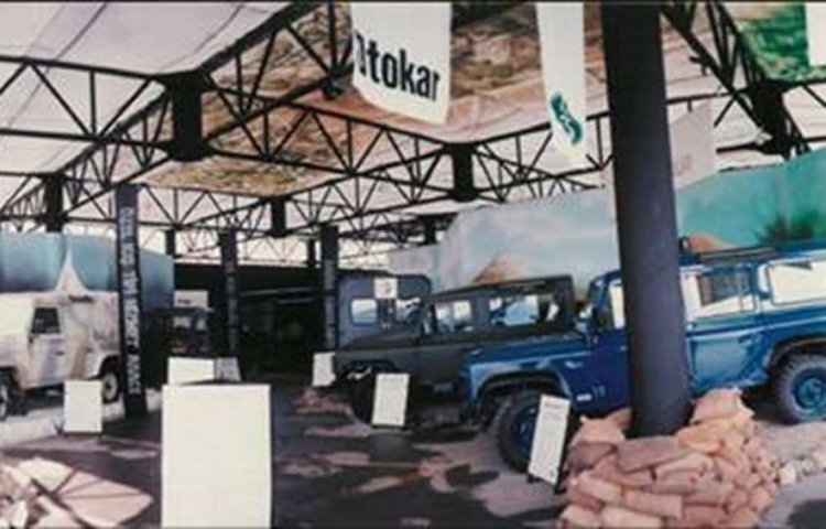Otokar A.Ş. Ankara IDEF 1999 Savunma Sanayi Fuarı Otokar Standı